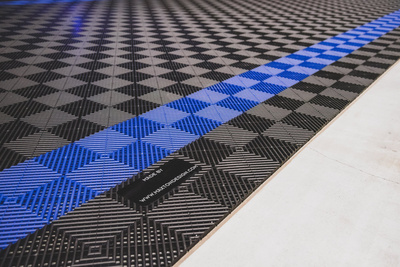 Modułowa posadzka "MAXTON Floor"- Najazd Narożny (Female Loops)