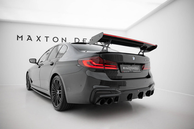 Karbonowy Spoiler Z Wewnętrznymi Wspornikami + LED BMW 5 / M5 Sedan G30 / F90