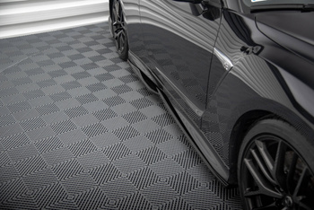 Dokładki Progów Nissan GTR R35 Facelift