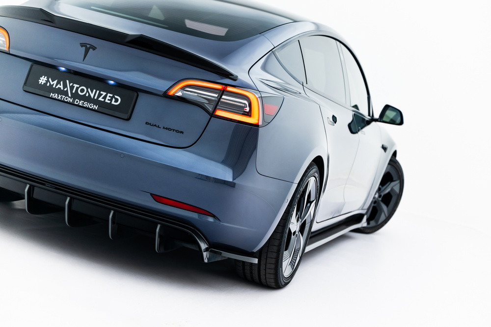 Splittery Tylne Boczne V.2 Tesla Model 3