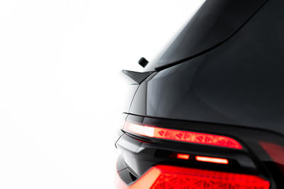 Karbonowy Spoiler Tylnej Klapy (Dolny) Prepreg BMW X7 M-Pack G07 Facelift