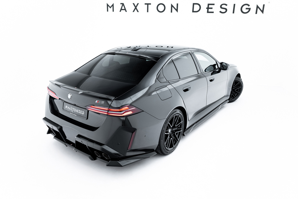 Przedłużenie Tylnej Szyby BMW M5 Sedan G90