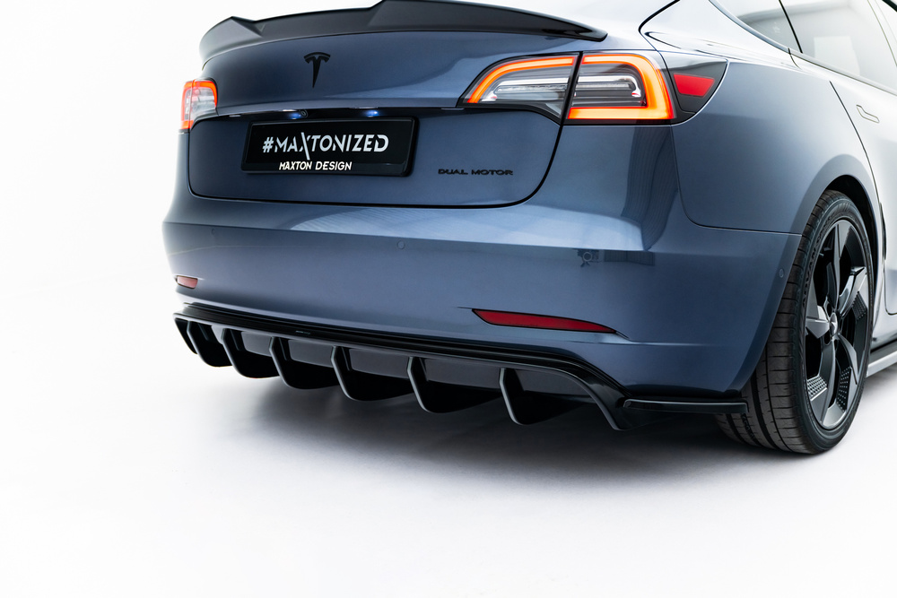 Zestaw Splitterów Tesla Model 3