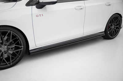 Dokładki Progów V.4 Volkswagen Golf GTI / GTE / GTI Clubsport / GTD / R-Line Mk8