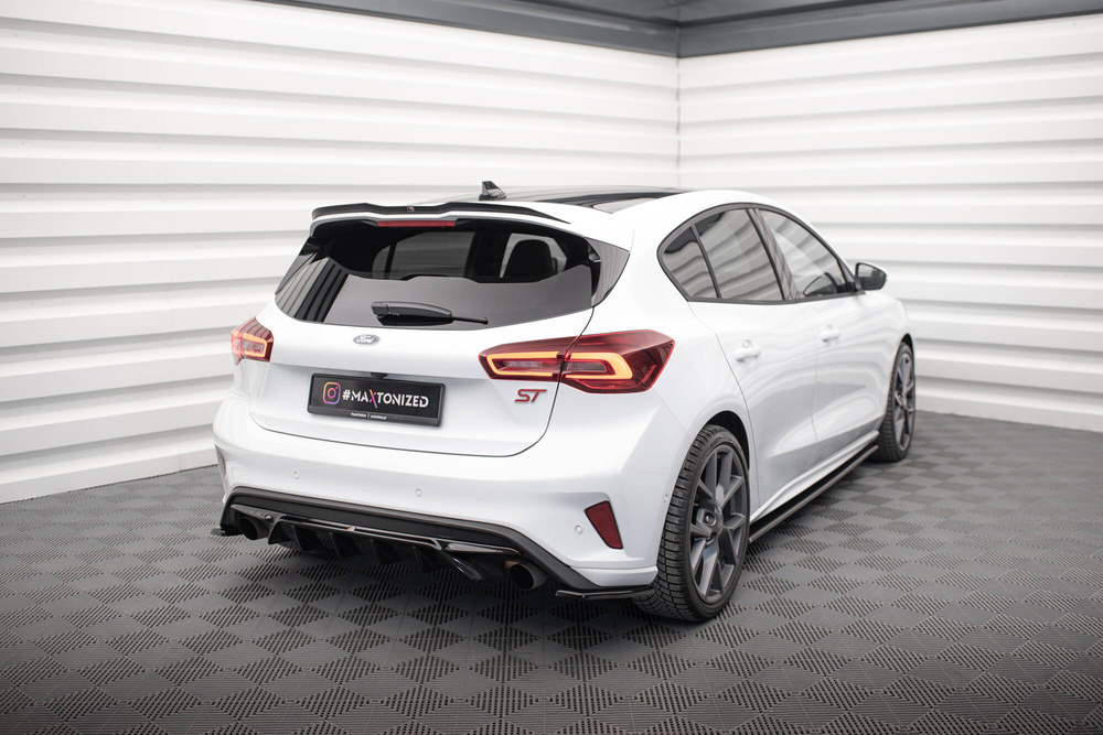 Dokładka Tylna V.2 Ford Focus Hatchback ST Mk4