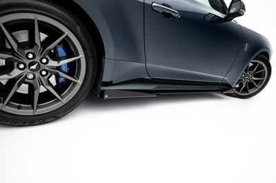 Dokładki progów Street Pro + Flaps Ford Mustang Dark Horse Mk7