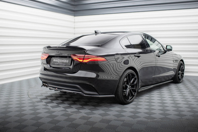 Zestaw Splitterów Jaguar XE X760 Facelift