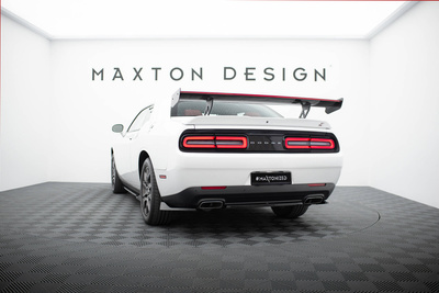 Karbonowy Spoiler + LED Dodge Challenger Mk3