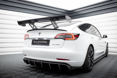 Karbonowy Spoiler Tesla Model 3