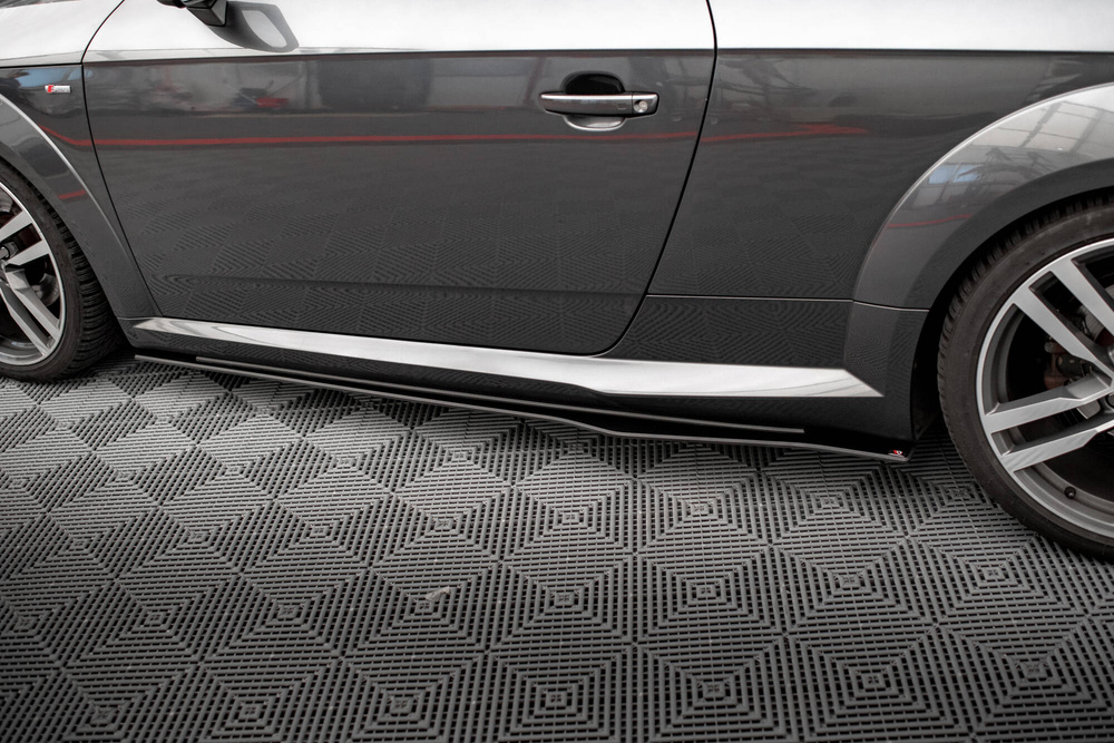 Dokładki progów Street Pro Audi TT S / S-Line 8S