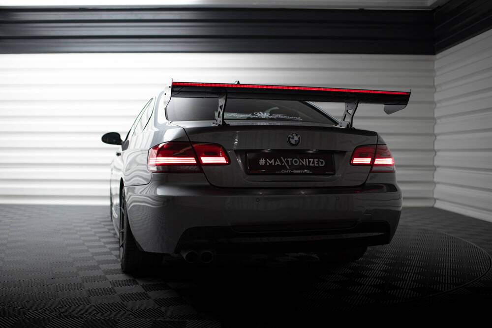 Karbonowy Spoiler Z Wewnętrznymi Wspornikami + LED BMW 3 / M3 Coupe E92