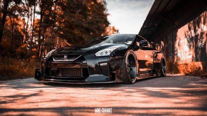 Splitter Przedni Nissan GTR