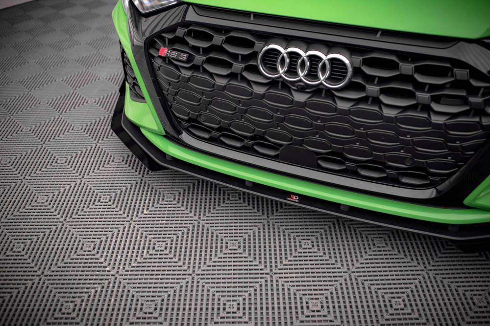 Splitter Przedni Street Pro V.1  + Flaps Audi RS3 8Y