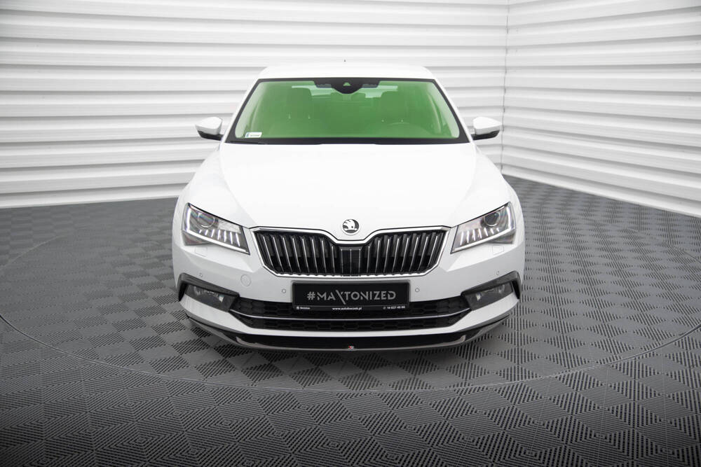 Splitter Przedni V.1 Skoda Superb Liftback / Combi Mk3