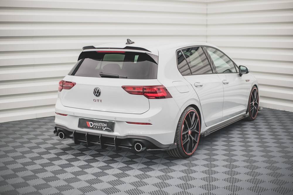 Splittery Tylne Boczne Street Pro + Flaps Volkswagen Golf GTI / GTE / R-Line Mk8