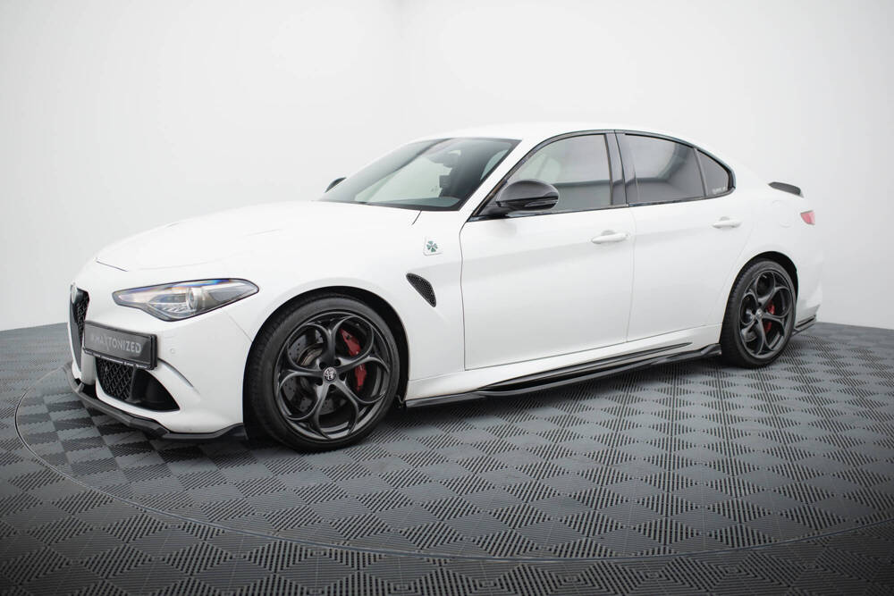 Zestaw Splitterów Alfa Romeo Giulia Quadrifoglio