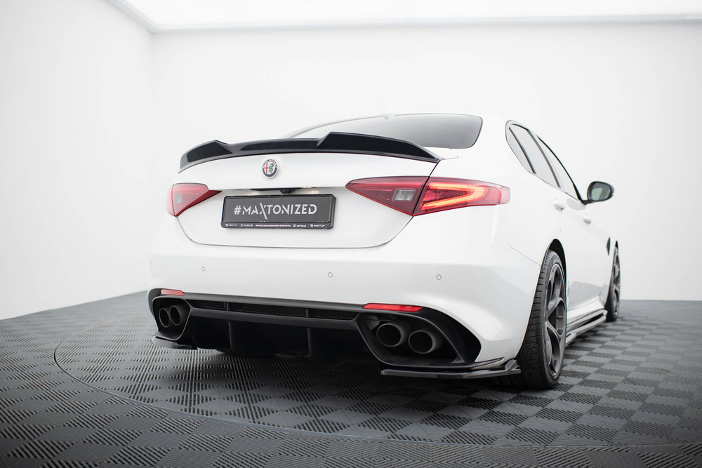 Zestaw Splitterów Alfa Romeo Giulia Quadrifoglio